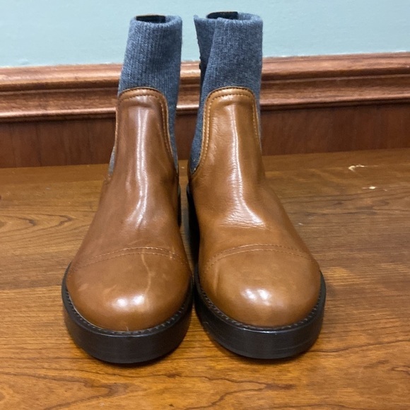 J Crew Rib-cuff boots in Italian leather
Item BM707 - Picture 3 of 7